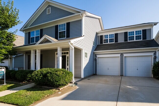 Foto del edificio - 17204 Hampton Trace Rd