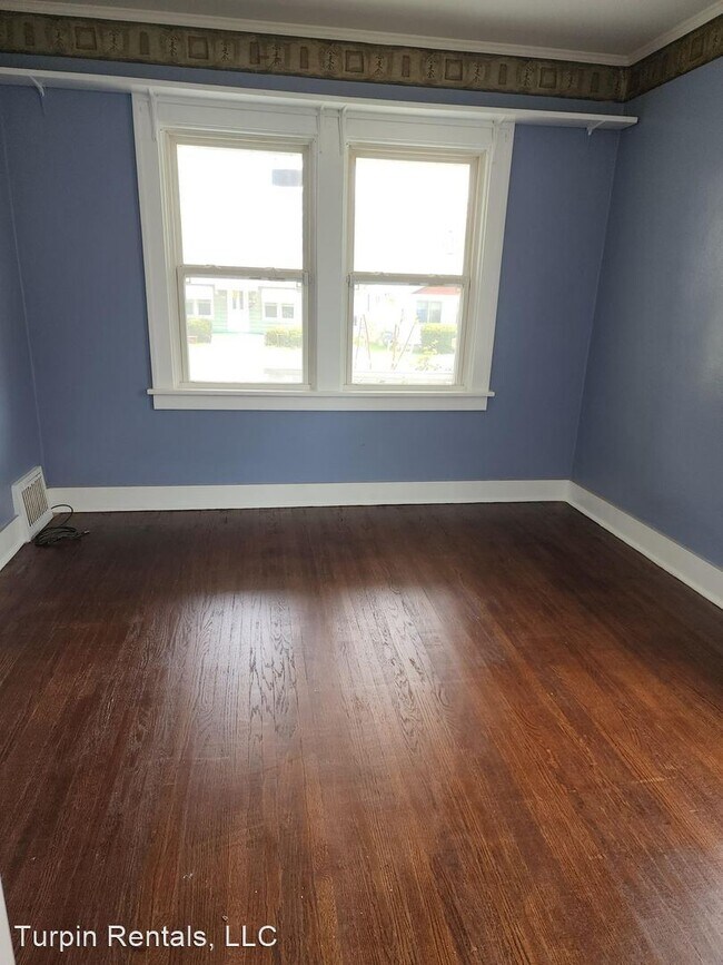 Building Photo - 3 br, 1 bath House - 2215 N Ellis St