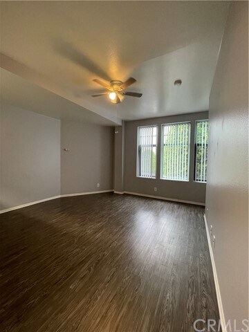 Foto del edificio - 100 N Glendora Ave