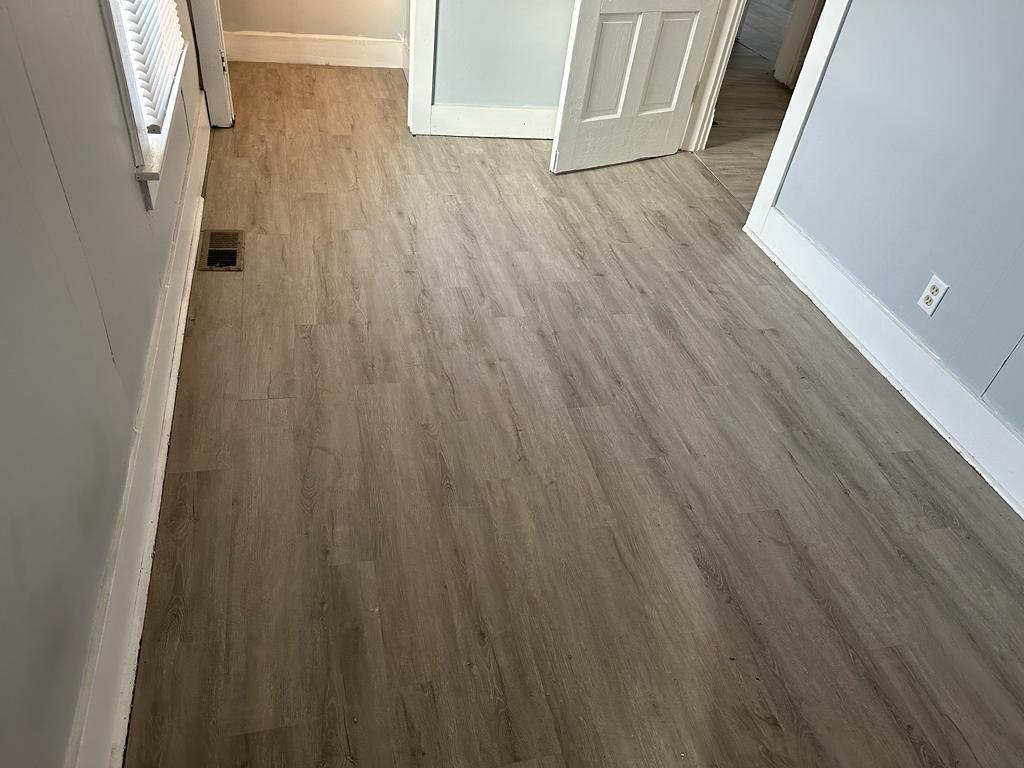 Building Photo - 359 Ellerman St