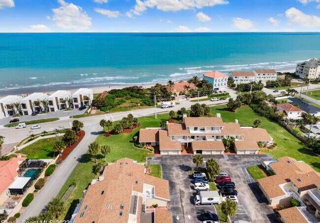 Foto del edificio - 107 La Costa St