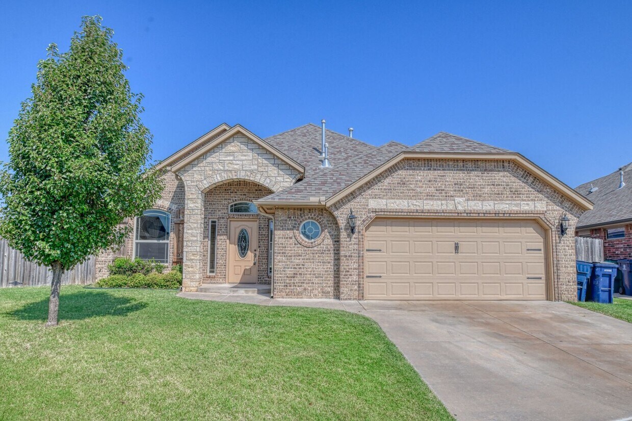 11741 SW 25th Ct, Yukon, OK 73099 - House Rental in Yukon, OK ...