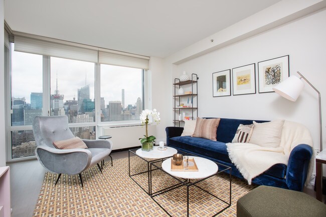 Building Photo - 125 West 31st Street