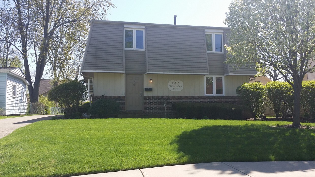 103 W Park St, Westerville, OH 43081 Townhome Rentals in Westerville OH