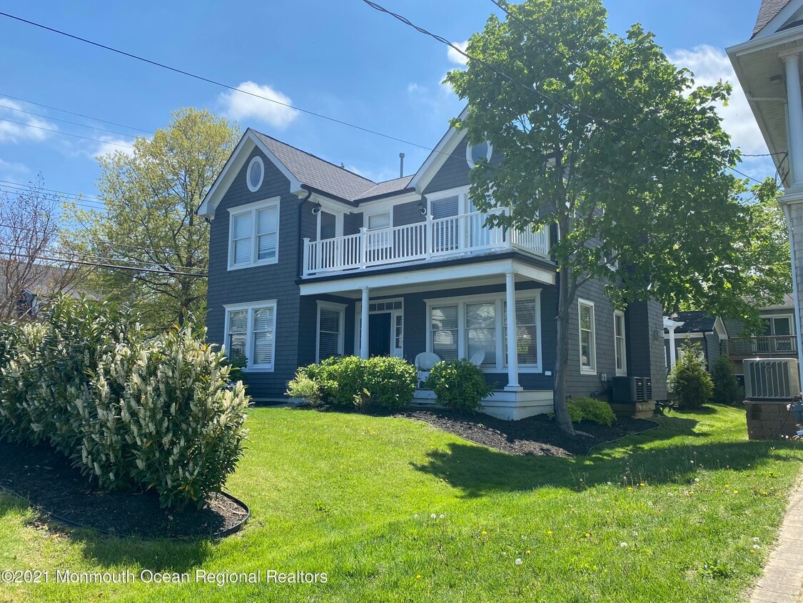 10 Ave of Two Rivers, Rumson, NJ 07760 House Rental in Rumson, NJ