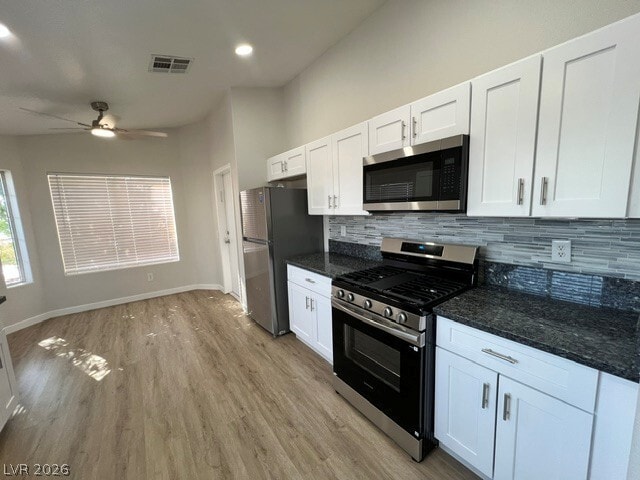 Building Photo - 7800 Seychelles Ct