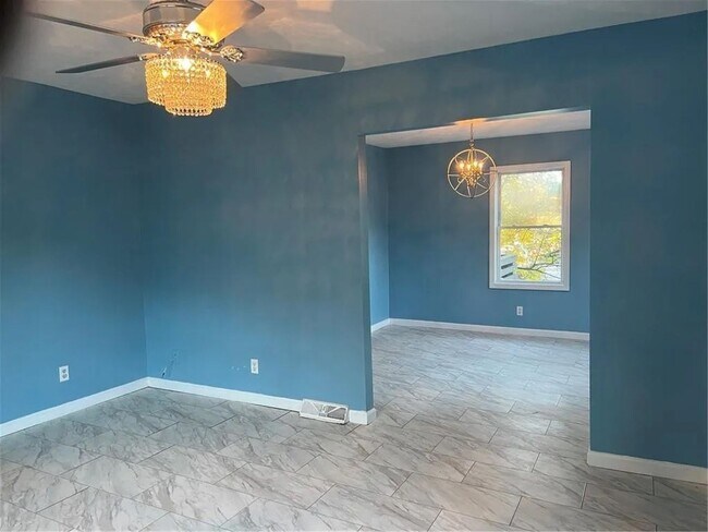 Foto del edificio - 3BD/ 1 BA Home for Rent- Coraopolis