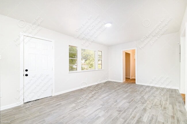 Building Photo - 3 br, 2 bath House - 343 Fargo Ave