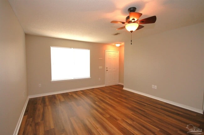 Building Photo - 1077 Antigua Cir