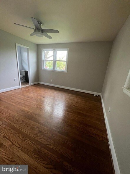 Foto del edificio - 4610 Lacy Ave