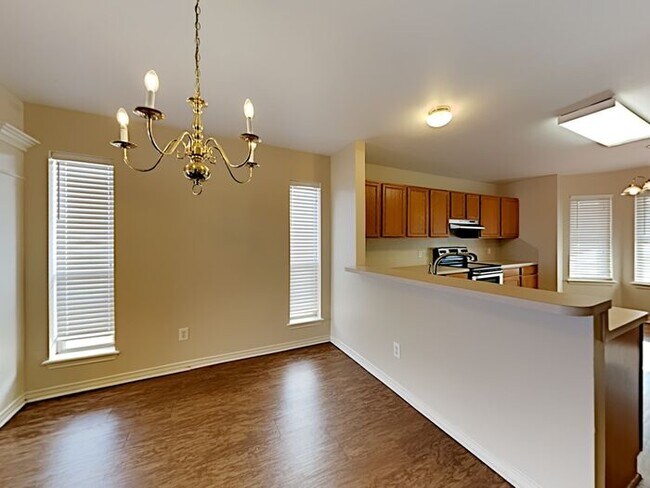 Foto del edificio - 3013 S Fork Dr