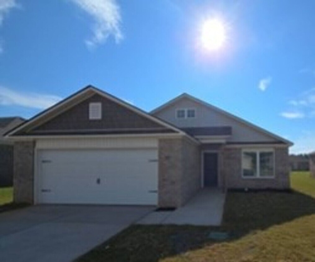 Foto principal - 249 Faded Rose Ln