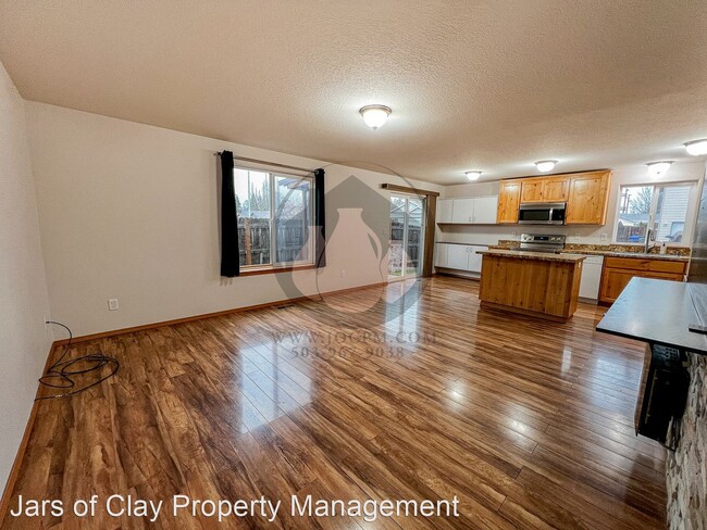 Building Photo - 3 br, 2 bath House - 5273 Coco St SE
