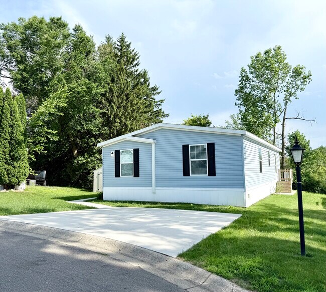 Foto del edificio - 9345 White Pine Ct