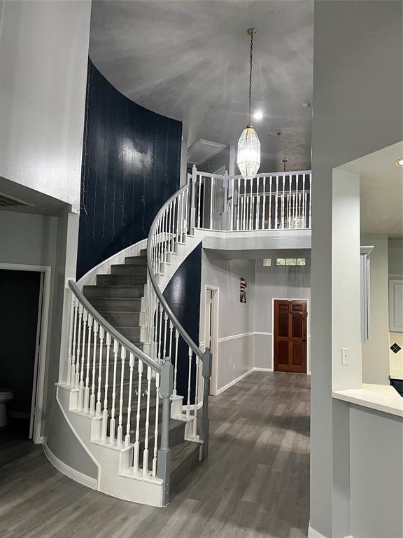 Building Photo - 17127 Mountain Crest Dr