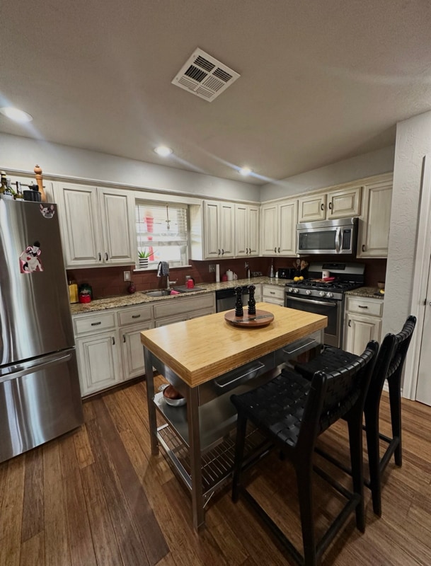 Building Photo - 1623 Chamblee Dr