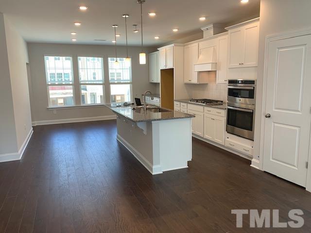 Building Photo - 2881 Macintosh Woods Dr