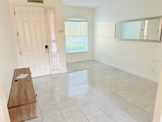 Foto del edificio - 10134 Willow Grove Ct