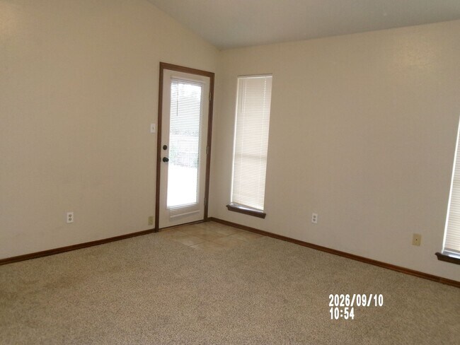 Foto del edificio - 4908 SE Randolph Rd