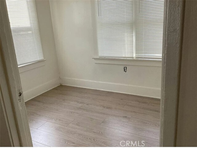 Building Photo - 1538 W 51st Pl