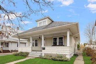 Building Photo - 87 Grosvenor Ave