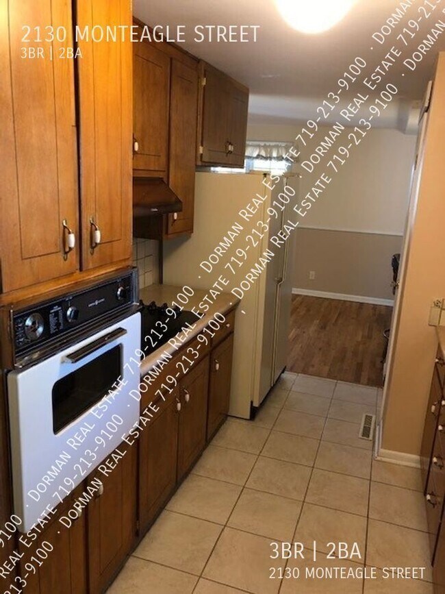 Photo - 2130 Monteagle St House