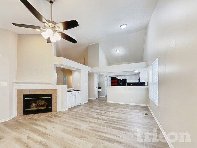 Building Photo - 3020 Sunmeadow Ct