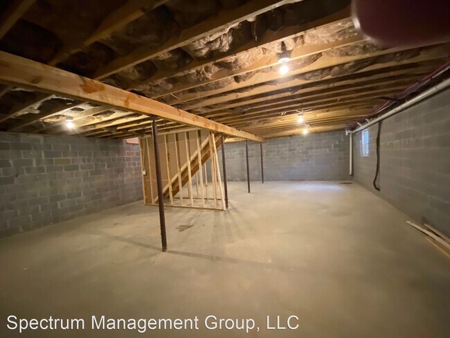 Building Photo - 3 br, 2 bath House - 2069 Lindsey Lane