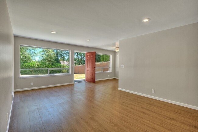 Foto del edificio - 15532 27th Ave NE