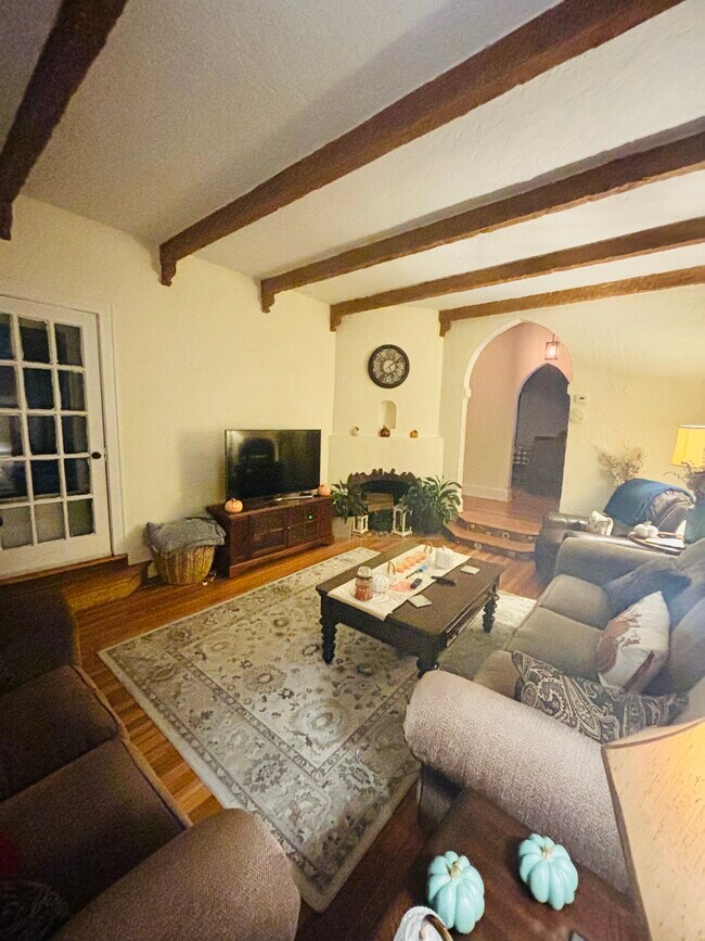 Foto del edificio - 130 Atlantic Ave