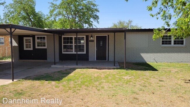 Foto del edificio - 3 br, 2 bath House - 2114 49th