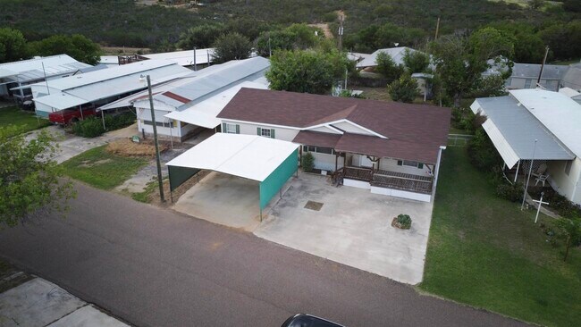 Building Photo - 112 Blossum Blvd