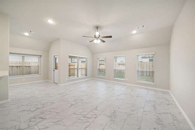 Building Photo - 4511 Hronas Dr