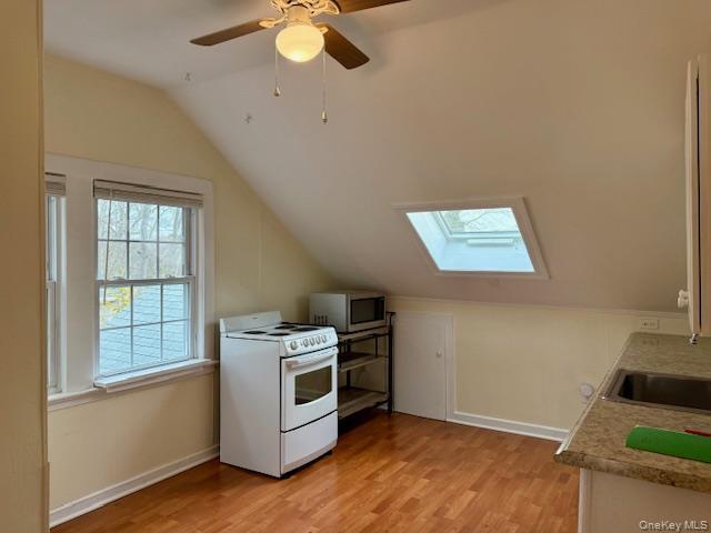 Building Photo - 119 Lake Shore Dr