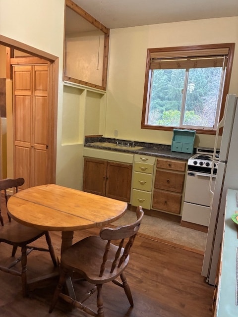 Building Photo - 4485 S Schooner Creek Rd