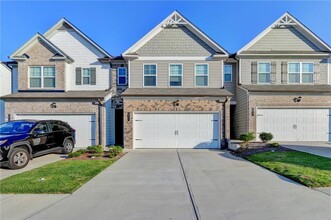 Building Photo - 3855 Brookburn Pk