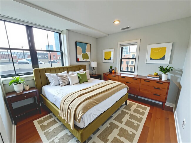 Building Photo - 557 Columbus Ave