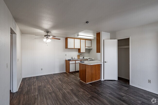 1HAB, 1BA - 515 ft² - High Desert Villas - 55+ Senior Community