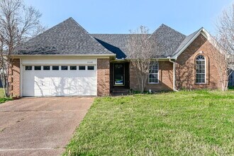 Building Photo - 2068 Heather Ridge