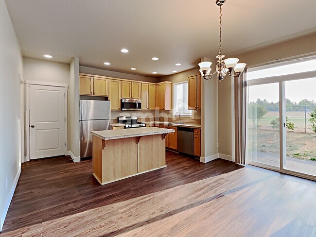 Building Photo - 1342 Alpine Lakes Street