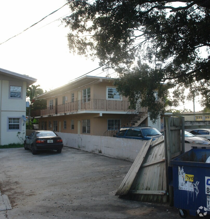 Building Photo - 6223 NW 2nd Ave