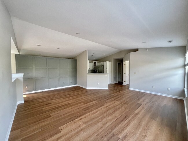 Foto del edificio - 301 Skyview Ct