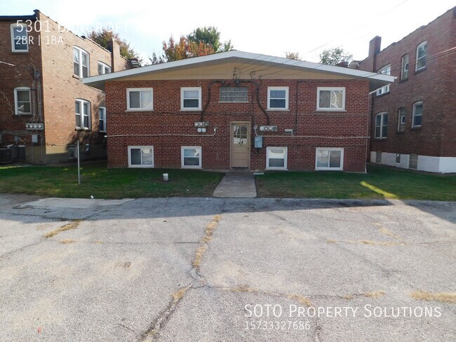 Building Photo - Limited Special!!!! 2BD1BA 2nd Floor Apart...