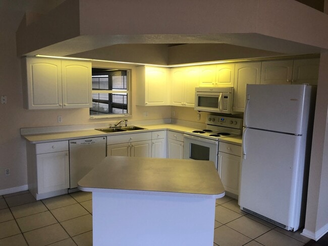 Foto del edificio - 2805 NW 5th Pl