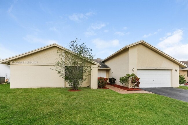 Building Photo - 4980 NW 73rd Ave