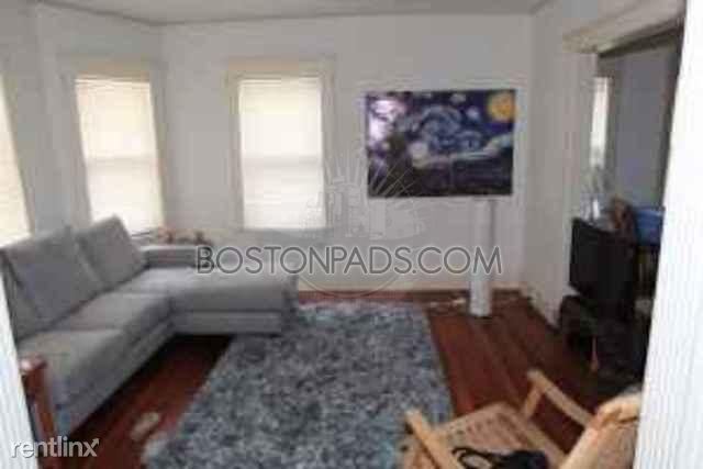 Primary Photo - 25 Easton St
