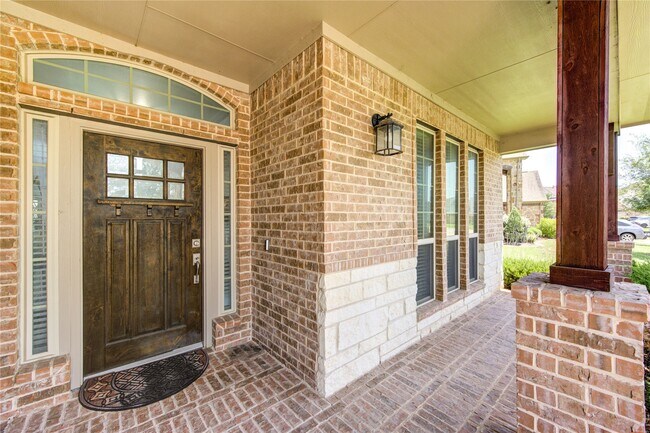 Foto del edificio - 2415 Flowering Brook Ln