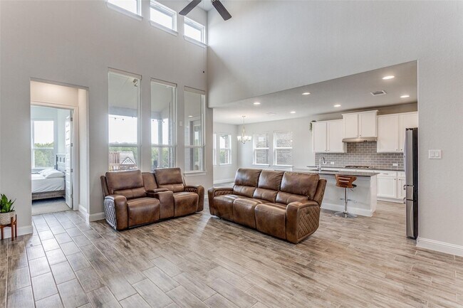Building Photo - 2408 Indian Clover Trl