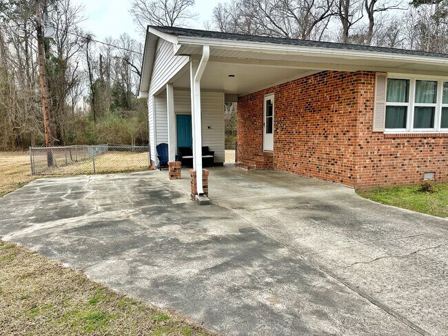 Building Photo - 3751 Richlands Hwy