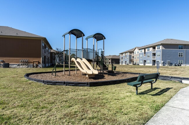 Building Photo - Newport Village